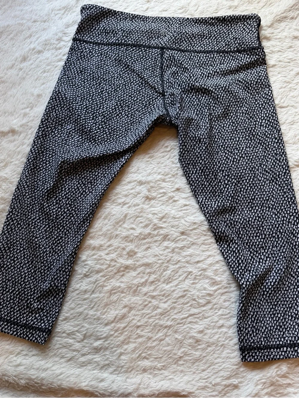 Lululemon Wunder Under Crop Scatter Star Grey Black Geometric Leggings Size 12